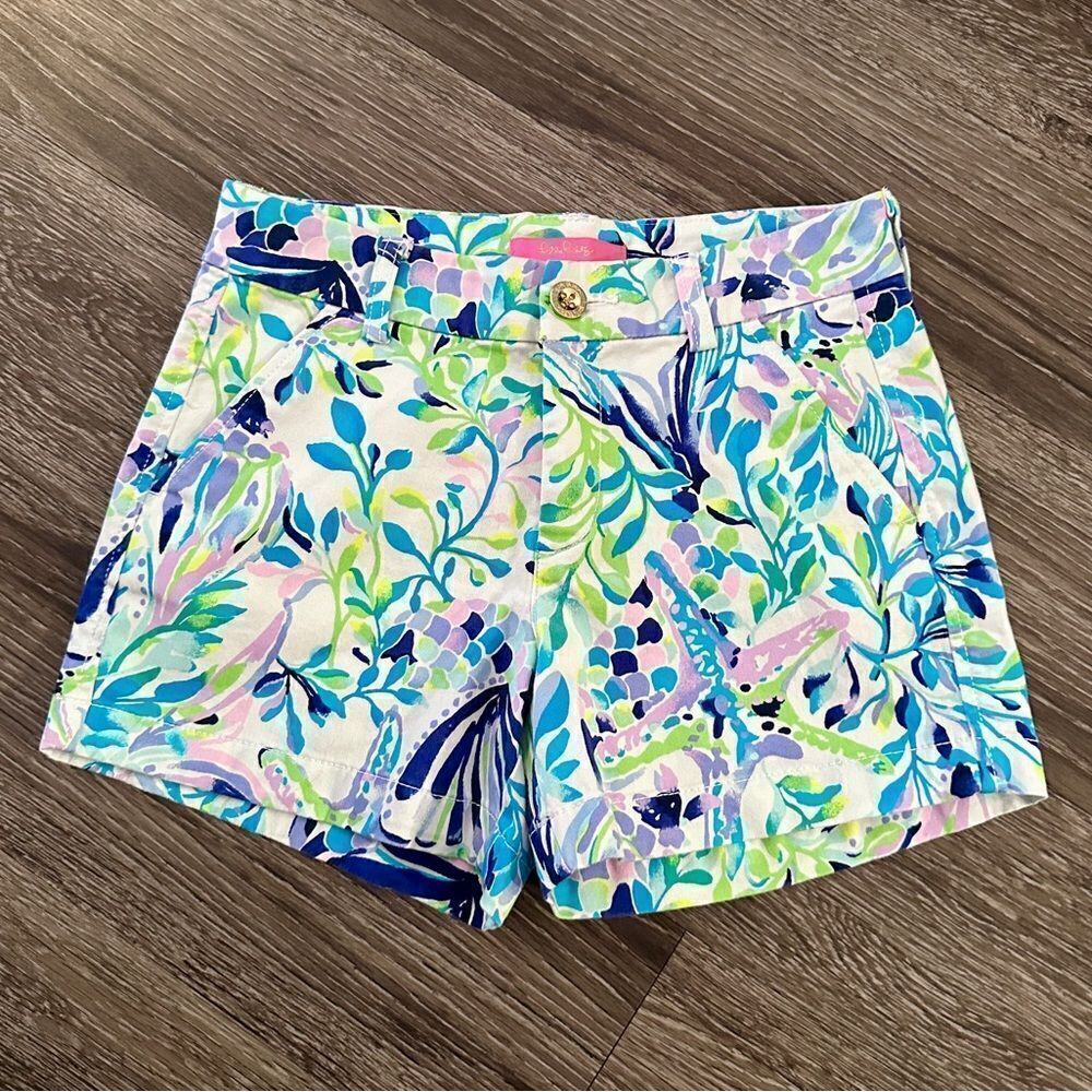 Lilly Pulitzer Keller Stretch Short in Shell Beach